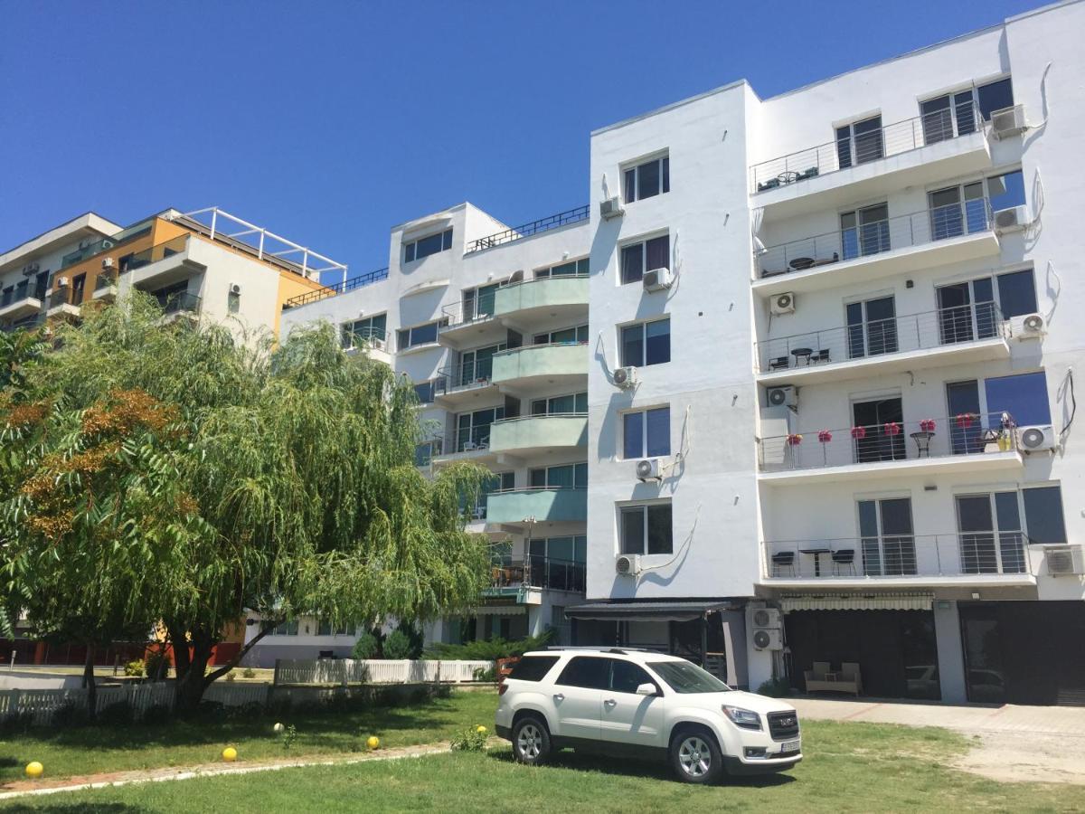 Mario Apartamente - Romantic Mamaia Exterior photo